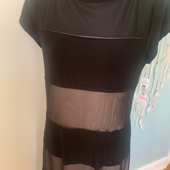 R & M Richards Dress - Picture 2 of 7